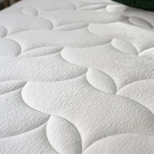 Oddychający materac – co to właściwie znaczy?